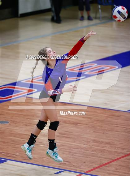 Thumbnail 1 in Mead @ Centaurus photogallery.