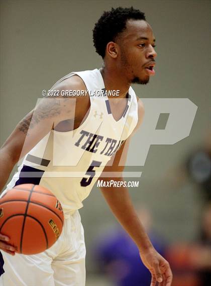 Thumbnail 3 in Arlington Heights vs Chisholm Trail photogallery.