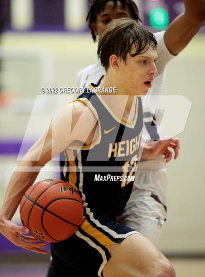 Thumbnail 3 in Arlington Heights vs Chisholm Trail photogallery.