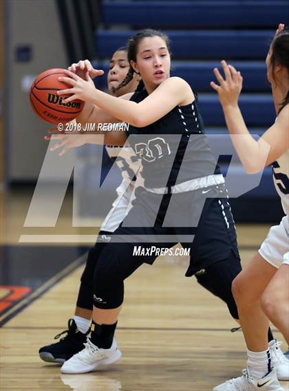 Thumbnail 1 in JV: Glenn vs. Cedar Park photogallery.