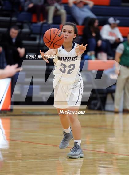 Thumbnail 2 in JV: Glenn vs. Cedar Park photogallery.