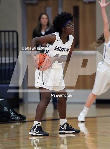 Thumbnail 2 in JV: Glenn vs. Cedar Park photogallery.