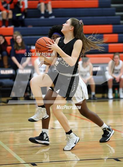 Thumbnail 1 in JV: Glenn vs. Cedar Park photogallery.