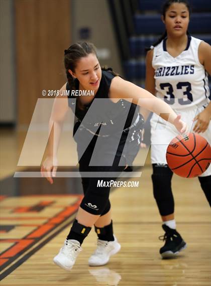 Thumbnail 2 in JV: Glenn vs. Cedar Park photogallery.