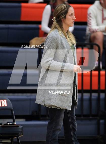 Thumbnail 2 in JV: Glenn vs. Cedar Park photogallery.