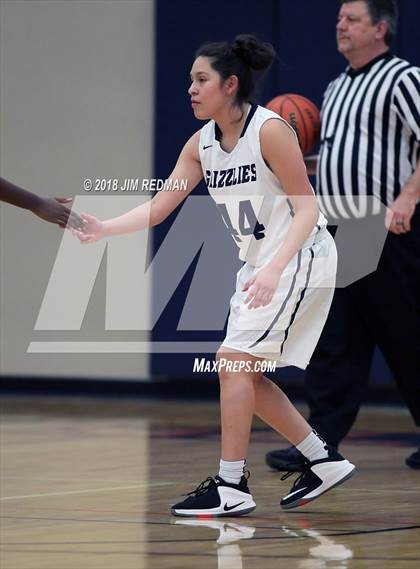 Thumbnail 1 in JV: Glenn vs. Cedar Park photogallery.