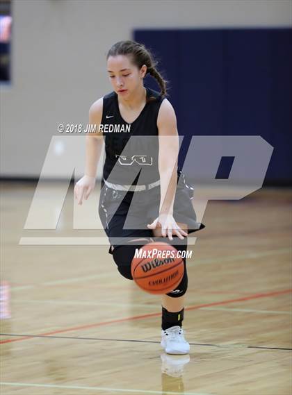 Thumbnail 1 in JV: Glenn vs. Cedar Park photogallery.