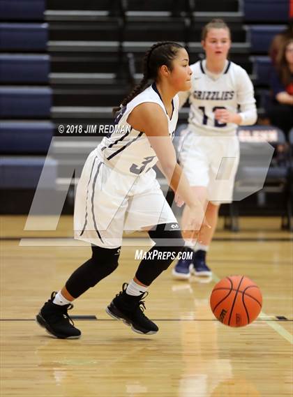 Thumbnail 1 in JV: Glenn vs. Cedar Park photogallery.