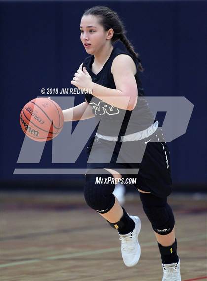 Thumbnail 2 in JV: Glenn vs. Cedar Park photogallery.