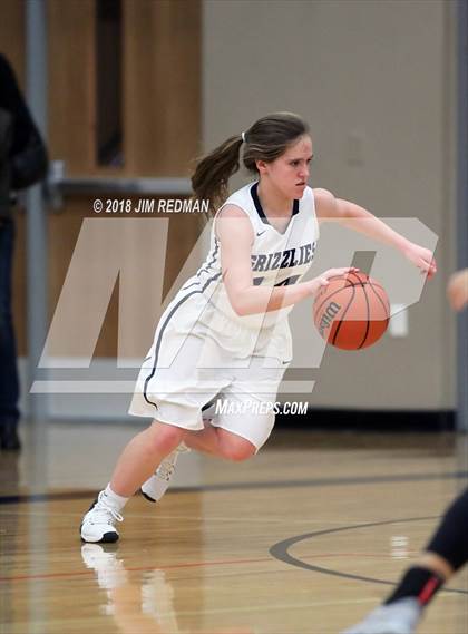 Thumbnail 1 in JV: Glenn vs. Cedar Park photogallery.