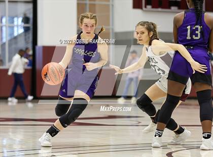 Thumbnail 3 in Martins Mill vs. Douglass (UIL 2A Region III Girls BB Regional Final Playoff) photogallery.
