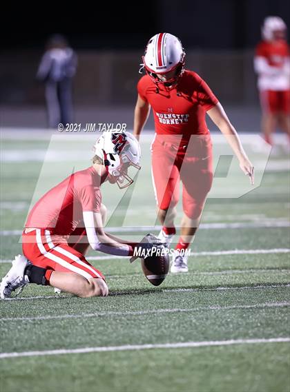 Thumbnail 3 in Muenster vs Cross Plains (UIL 2A Bi-District) photogallery.