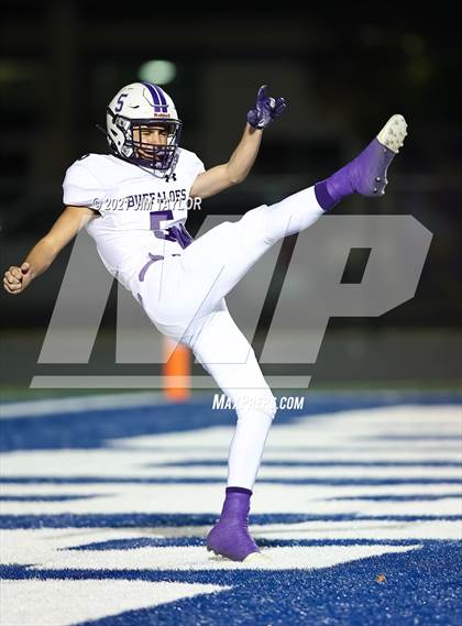 Thumbnail 3 in Muenster vs Cross Plains (UIL 2A Bi-District) photogallery.