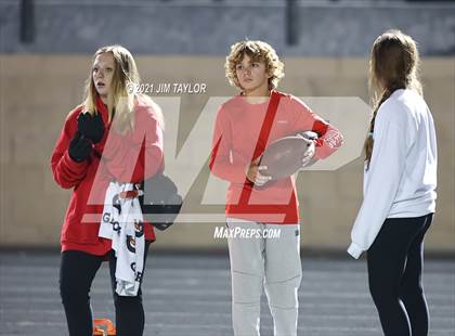 Thumbnail 3 in Muenster vs Cross Plains (UIL 2A Bi-District) photogallery.