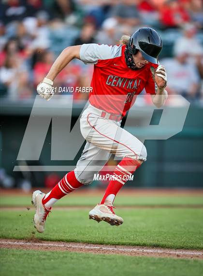 Thumbnail 3 in Central vs. Tyrone (PIAA 3A Semifinal Playoff) photogallery.