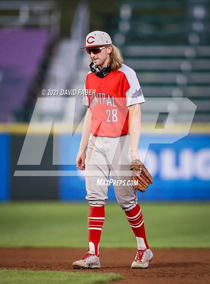 Thumbnail 3 in Central vs. Tyrone (PIAA 3A Semifinal Playoff) photogallery.