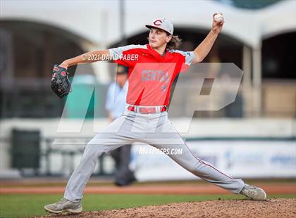 Thumbnail 3 in Central vs. Tyrone (PIAA 3A Semifinal Playoff) photogallery.
