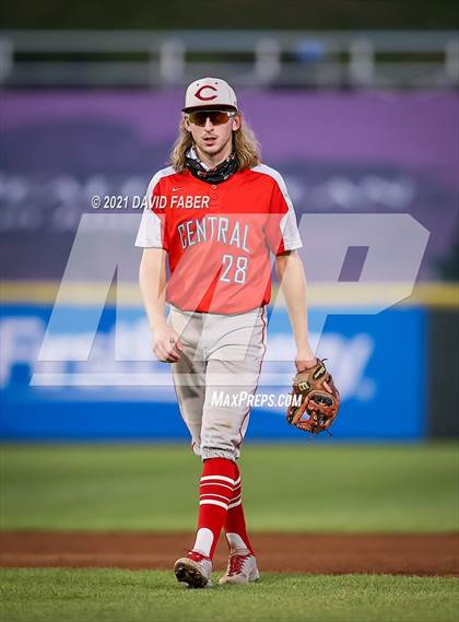 Thumbnail 1 in Central vs. Tyrone (PIAA 3A Semifinal Playoff) photogallery.