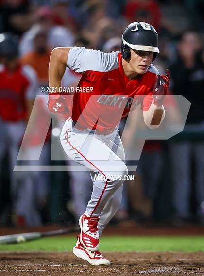 Thumbnail 3 in Central vs. Tyrone (PIAA 3A Semifinal Playoff) photogallery.