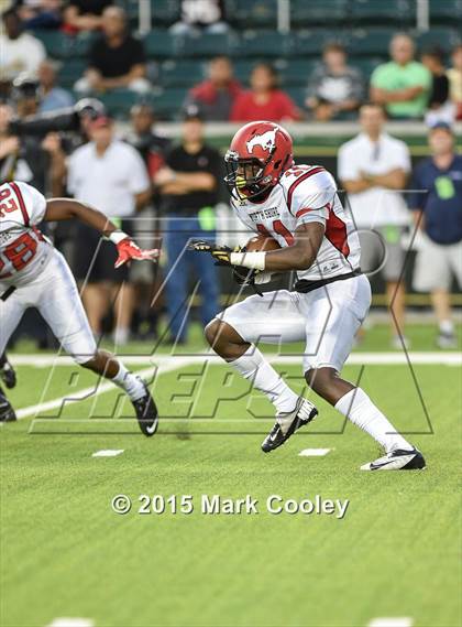 Thumbnail 1 in Trinity vs. North Shore photogallery.