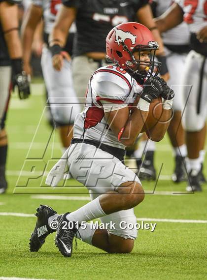Thumbnail 2 in Trinity vs. North Shore photogallery.
