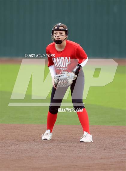 Thumbnail 1 in Grand Saline vs Van photogallery.