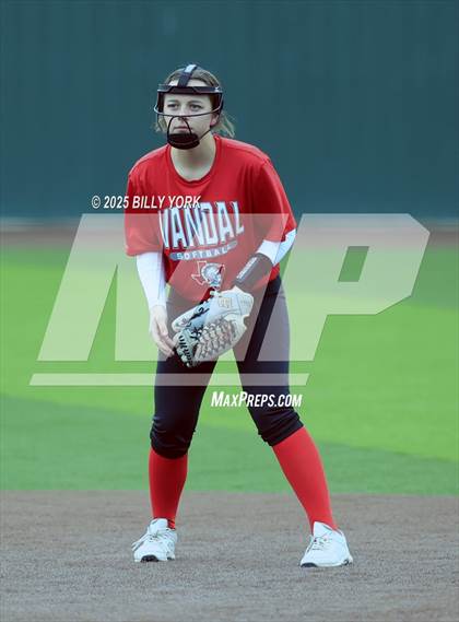 Thumbnail 2 in Grand Saline vs Van photogallery.