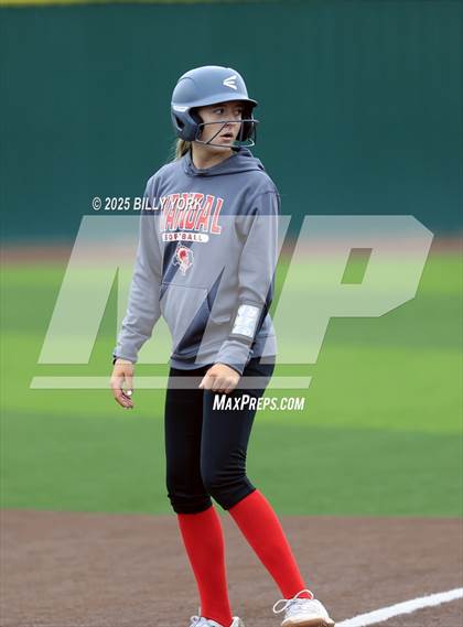 Thumbnail 2 in Grand Saline vs Van photogallery.