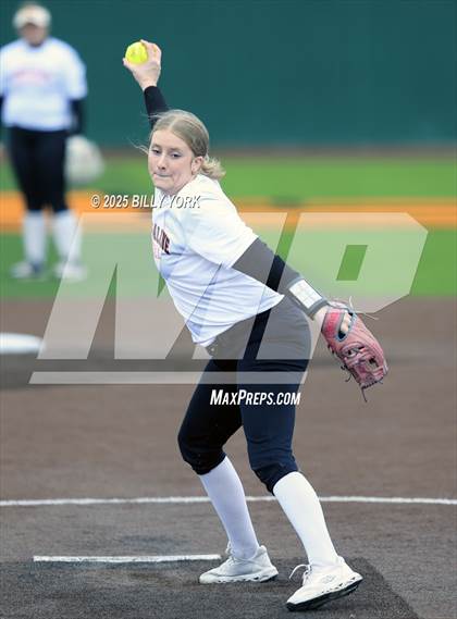 Thumbnail 3 in Grand Saline vs Van photogallery.