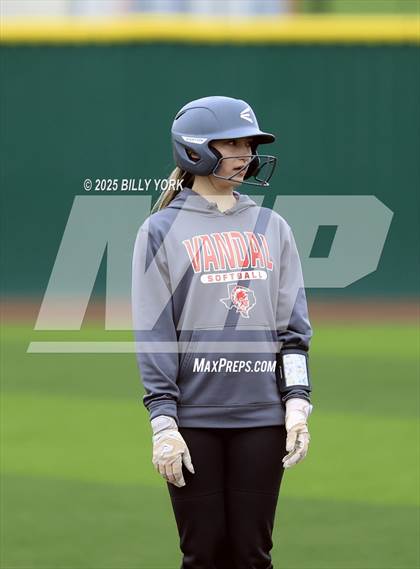Thumbnail 3 in Grand Saline vs Van photogallery.