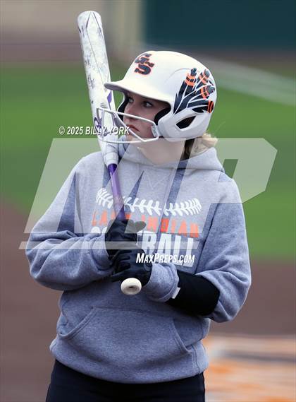 Thumbnail 1 in Grand Saline vs Van photogallery.