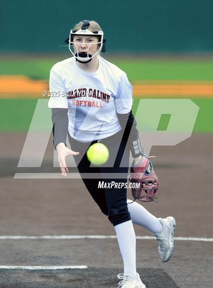 Thumbnail 3 in Grand Saline vs Van photogallery.