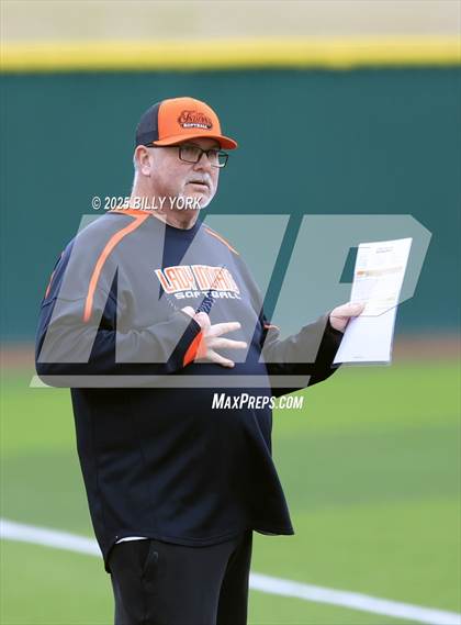 Thumbnail 2 in Grand Saline vs Van photogallery.