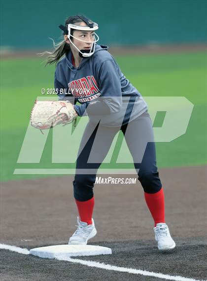 Thumbnail 1 in Grand Saline vs Van photogallery.