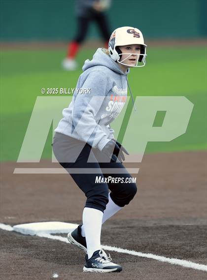 Thumbnail 1 in Grand Saline vs Van photogallery.