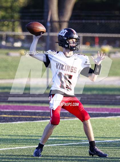 Thumbnail 3 in Huntington North @ Leo photogallery.