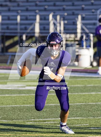Thumbnail 3 in Huntington North @ Leo photogallery.