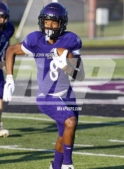 Thumbnail 1 in Huntington North @ Leo photogallery.
