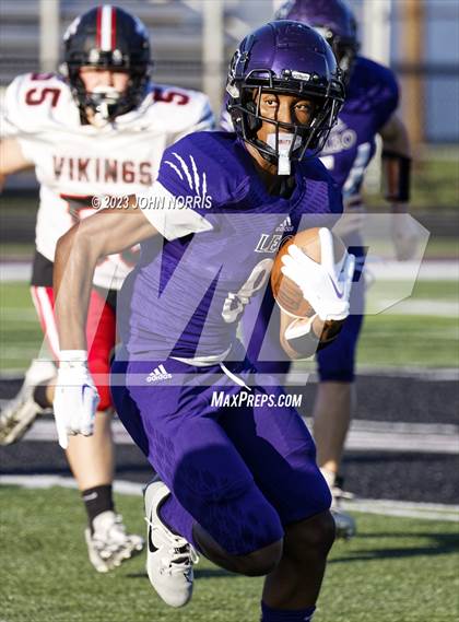 Thumbnail 3 in Huntington North @ Leo photogallery.