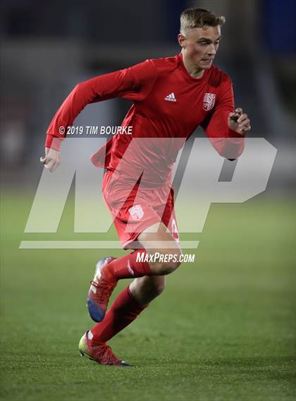 Thumbnail 1 in Broomfield vs. Regis Jesuit (CHSAA 5A Final) photogallery.