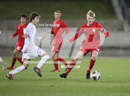 Thumbnail 1 in Broomfield vs. Regis Jesuit (CHSAA 5A Final) photogallery.