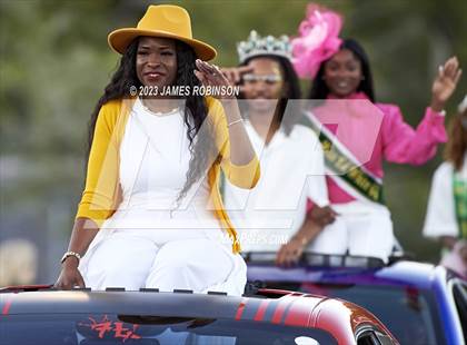 Thumbnail 2 in Ribault @ ED White photogallery.