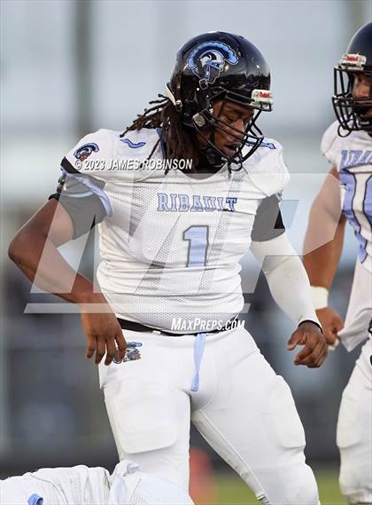 Thumbnail 1 in Ribault @ ED White photogallery.