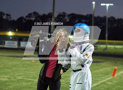 Thumbnail 2 in Ribault @ ED White photogallery.