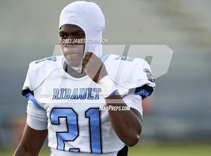 Thumbnail 3 in Ribault @ ED White photogallery.