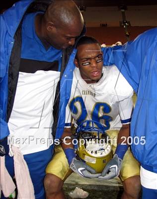 Thumbnail 1 in Crenshaw vs. Taft (Section Final) photogallery.