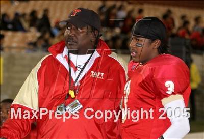 Thumbnail 3 in Crenshaw vs. Taft (Section Final) photogallery.