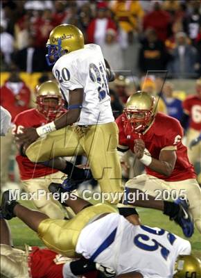Thumbnail 3 in Crenshaw vs. Taft (Section Final) photogallery.