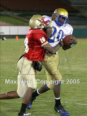 Thumbnail 1 in Crenshaw vs. Taft (Section Final) photogallery.