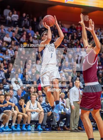 Thumbnail 1 in East Catholic vs. Windsor (CIAC D1 Final) photogallery.